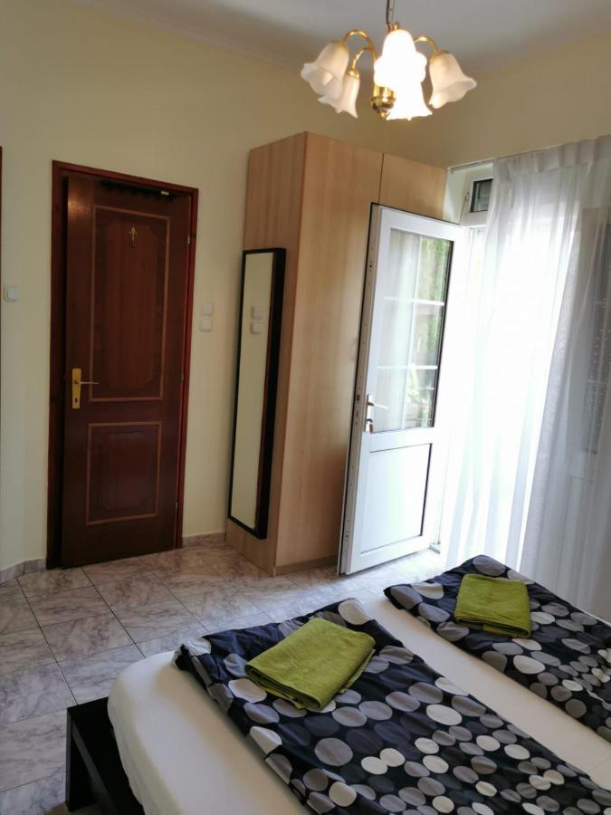 Silver Beach Resort Zamárdi Buitenkant foto