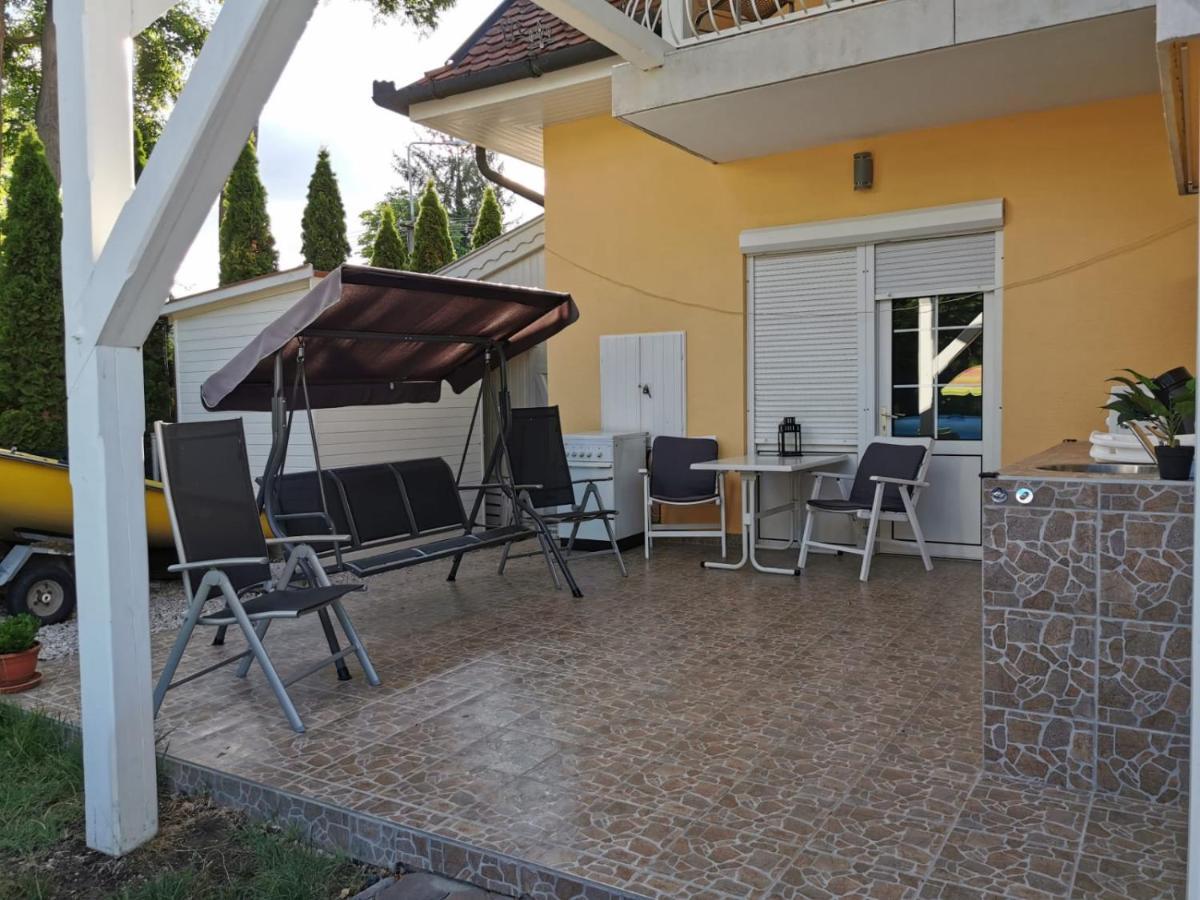 Silver Beach Resort Zamárdi Buitenkant foto
